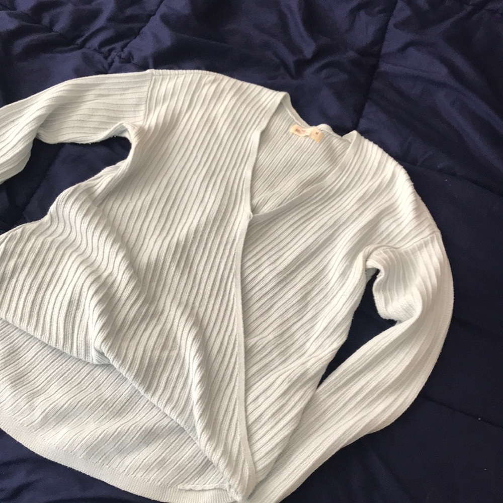 Hollister sweater